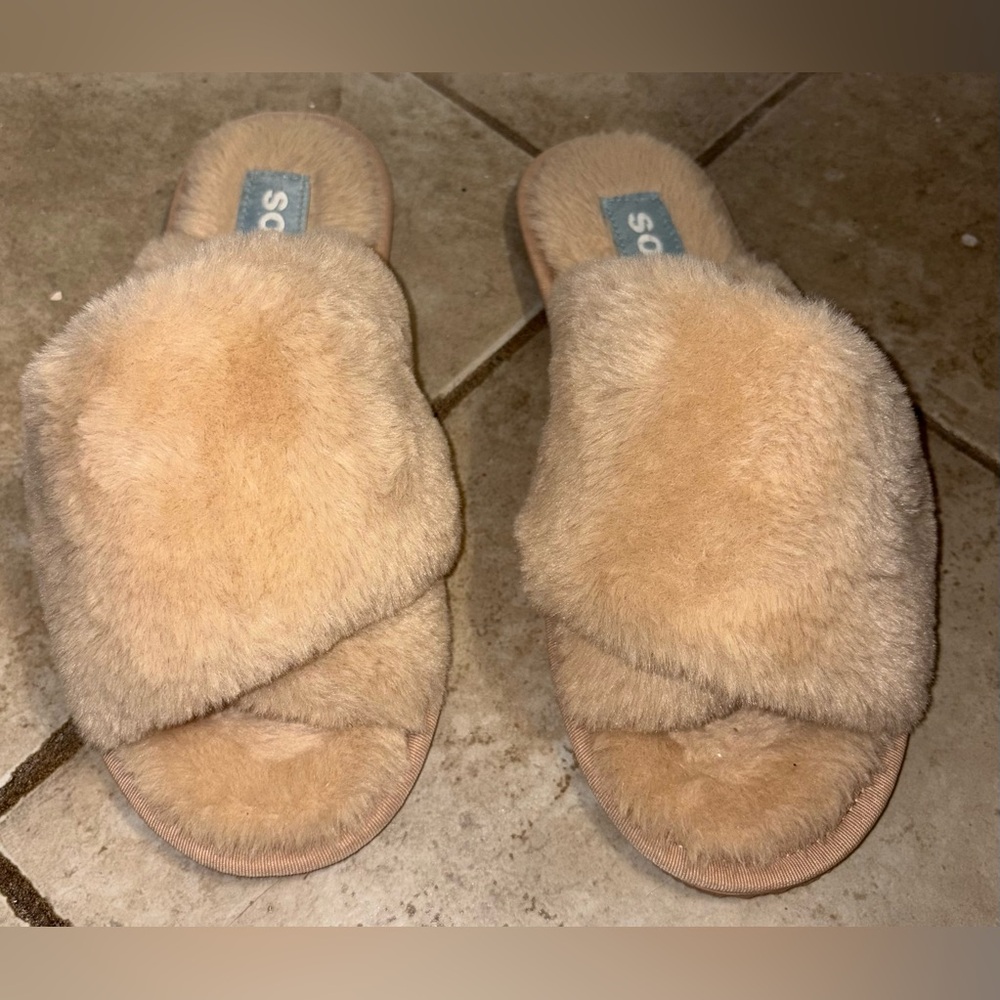 WOMEN'S SOREL GO™ - MAIL RUN SLIPPER Size 8